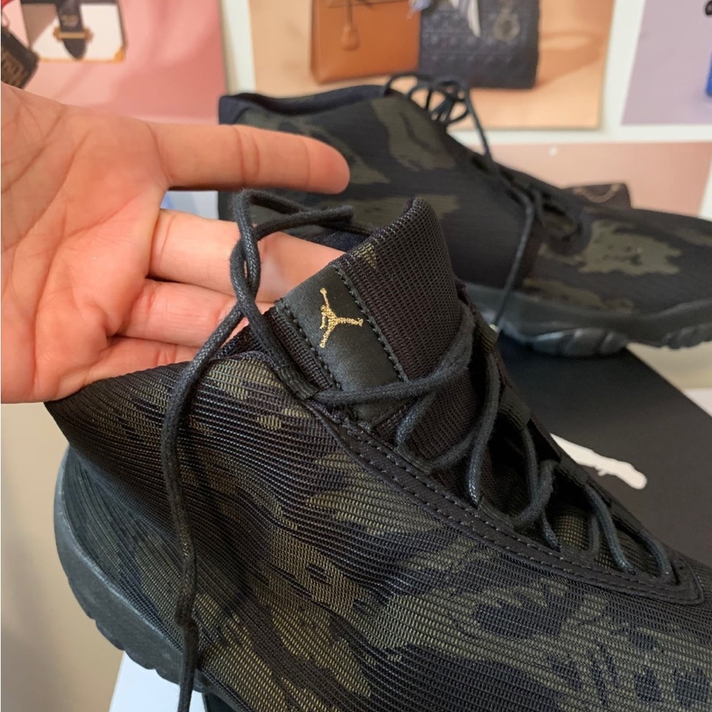 Nike Air Jordan Future Black Metallic Gold Tiger